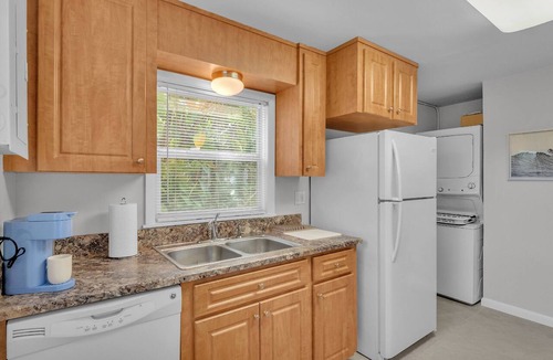 Lakeland Condo | Walkable Lakeland Getaway | Near Florida Southern & Lakes | Private Patio & Grill