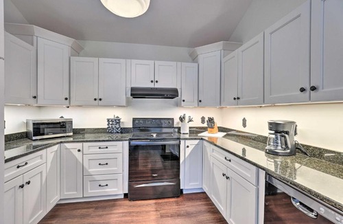 Sodus Point House | Walkable Sodus Point Retreat < 1 Mi to Lake