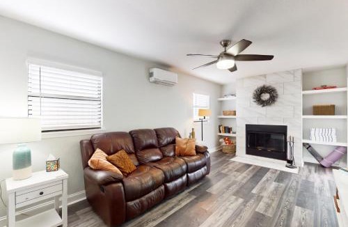 Disston Heights House | Wanderlust Getaway