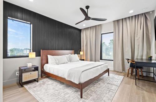 Tampa Heights House | Warm Modern New Townhome in Tampa Heights