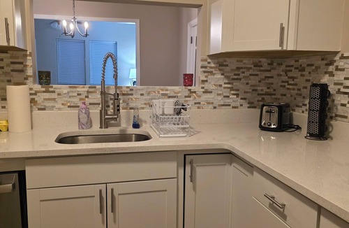 Ruffin House | Wash Cot: Modern Comfort, 3BR, Central Heat/AC - 2 miles off I95