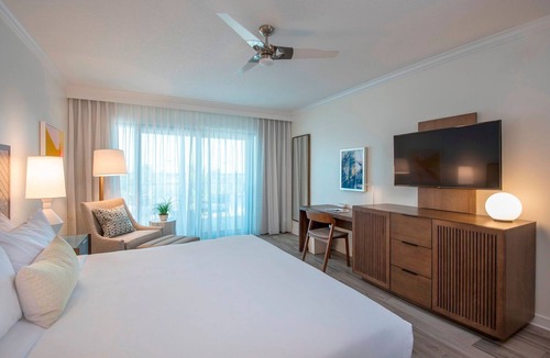 Marathon Hotel | Water View King Rm in Duck Key | Spa, Kayak & Pool