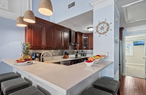 Holiday Isle Condo | Water Views! Pets Welcome, 42' Private Boat Slip on Canal, 2 Kings, Walk 2 Private Beach, Townhome