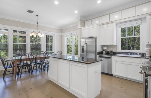 Forest District House | WaterColor Amenities | 3 Bikes | Dogs Welcome