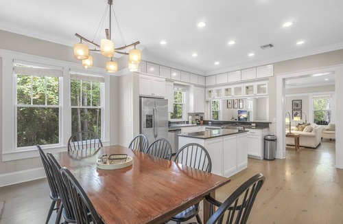Forest District House | WaterColor Amenities | 3 Bikes | Dogs Welcome