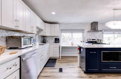 Signal Cove House | Waterfront 2 bed/2 bath with direct Gulf access