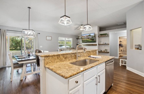 Middleburg House | Waterfront 3BR Home w/Private Boat Ramp & Firepit