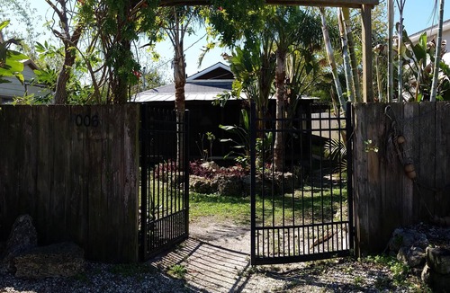 Cape Cay House | Waterfront $75 JULY Steal, kayak the Gulf, Dolphin, manatees, Hudson Beach
