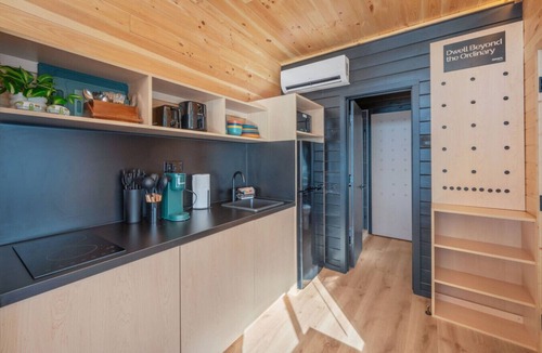 Mary Esther Cabin | Waterfront Access Cabin | Private Hot tub + Yard