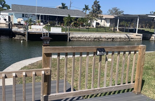 Englewood South House | Waterfront and close to beach!