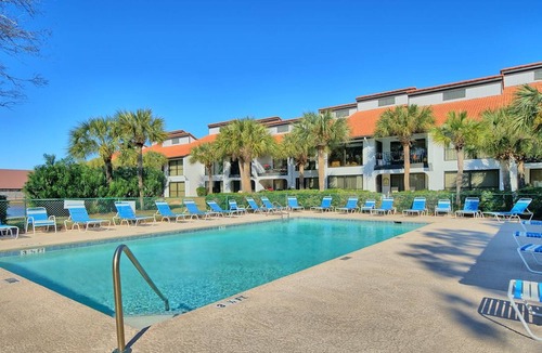 Panama City Beach Condo | Waterfront Condo with Shared Pool, Hot Tub, Only Moments from Beach