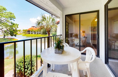 Panama City Beach Condo | Waterfront Condo with Shared Pool, Hot Tub, Only Moments from Beach