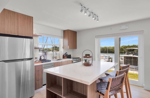 Marathon Condo | Waterfront Escape with Pool, Tiki, Breakfast & Marina