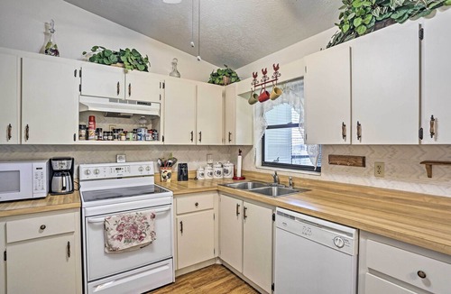 Highland House | Waterfront Lake Placid Home w/ Dock + Kayaks!