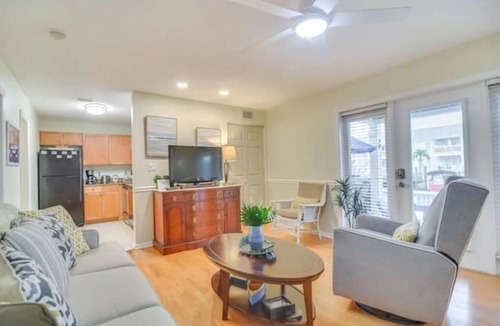 Coquina Key Condo | Waterfront living and relaxation