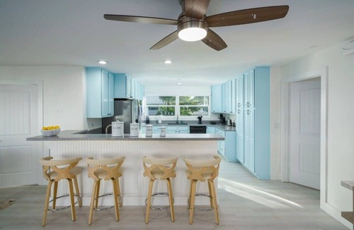 St. Lucie Village House | Waterfront Luxe Pool 6BR Home - N