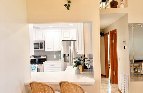 Crystal River House | Waterfront Retreat! Heated Pool, Kayaks, Fishing, Boat Lift, Dogs, Manatees