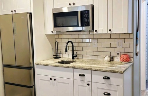 Southside Rural Community Apartment | Waterfront Studio w/Bay Access, Kayaks. Bring Your Boat – Adventure Awaits!