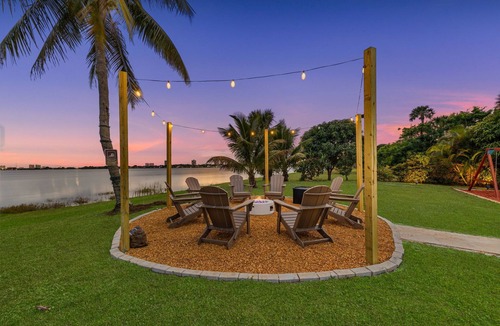 Palm Beach - West Palm Beach House | Waterfront Stunner! Heated Pool+Spa+Sauna+Firepit+ Playground!
