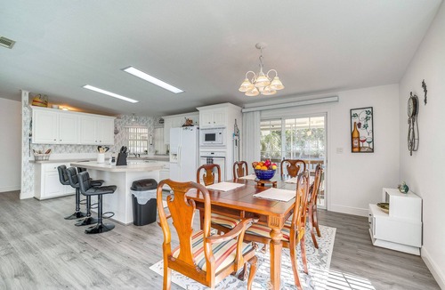 Weeki Wachee Gardens House | Waterfront Weeki Wachee Home w/Fire Pit!