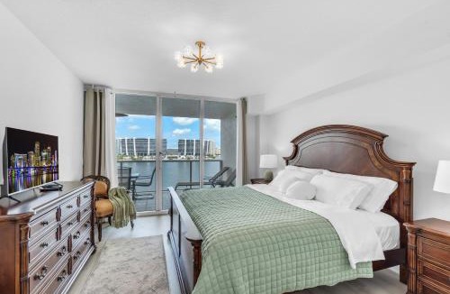 Sunny Isles Beach Apartment | Waterview Luxury 2-Bedroom Condo Sunny Isles Beach