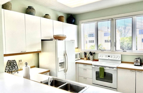 Whitney Beach House | Weekly/Monthly Rental - Spacious Condo IN Longboat Key Resort Close TO Pool, Tennis And Beach!