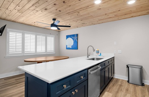 Avalon Beach Estates House | Welcome to Blue Surf 22 ~ Newly Remodeled Coastal Condo with FREE Beach Service