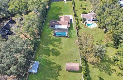 Apopka House | Welcome To Dreamland Over 1 acre of private living