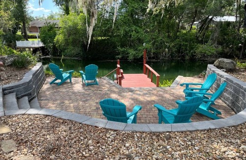 Dunnellon House | Welcome to Let's Flamingle, located directly on Blue Cove just off of Rainbow River