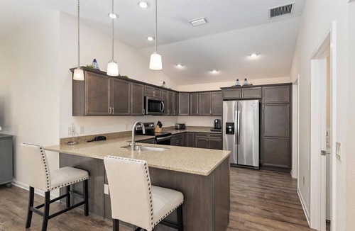 The Villages House | Welcome to Orange Jasmine, your Villages Retreat!