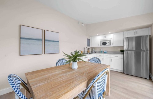 Parsuns To Cocoa Beach Apartment | Welcome to The Drift – Your Laid-Back Beach Escape in Cocoa Beach! #2