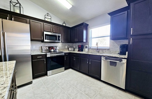 Windsor Palms House | Welcome to The Legend, Private pool/spa, Wifi, Only 3 miles Disney