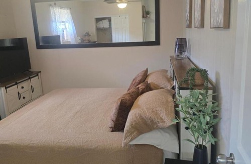 Kensington Park Apartment | Welcome to this romantic getaway