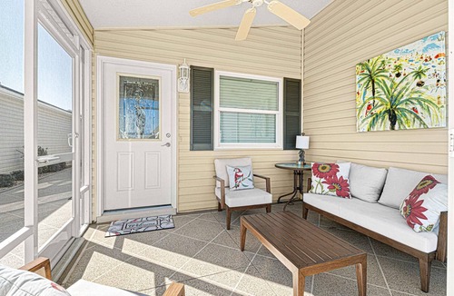 The Villages Villa | Well appointed and clean Patio Villa