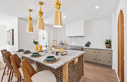 Old Northwood House | West Palm Beach Escape, Moroccan Style, Aug Deal