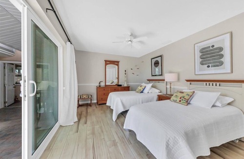 Windward House | Westwind Breezes & Sea, Sand and Sun!