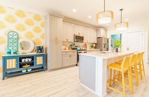 Holiday Beach House | White Sands - sleeps 14, New Pool, Arcade & Game Room, Walk to beach, Pets OK,