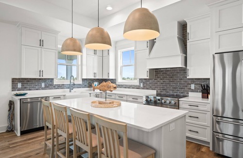 Bay County House | Wild Wahoo- 4th of July week now available as a Friday or Saturday check in!