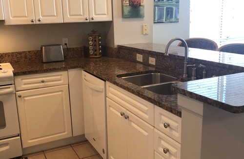 Navarre Beach Condo | Wilson's Beach Dream: Gulf Front 5 Star 3BR 3Bath with Beach Service