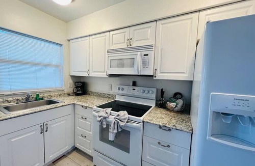 Banana River Estates Condo | Windward West 30 - Pool & 5 Minutes from the Beach