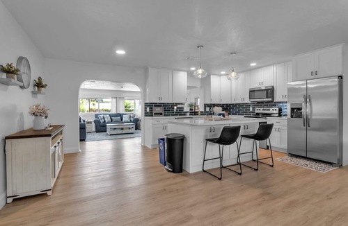 South Bradenton House | Wonderful Pool Home! 3BR/2BA Updated! CLOSE TO IMG!