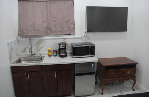 Miramar Apartment | Wonderful studio with AC in charming Miramar