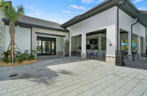 Kissimmee Ski Chalet | Wonderful Townhouse 5Beds/4Baths/Pool/5 Min Disney