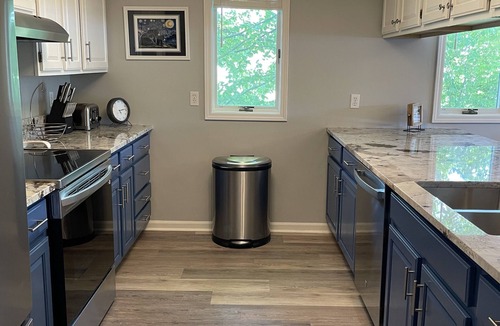 Frankfort Condo | WONDERFUL UPDATED CONDO - HARBORVIEW ON MAIN STREET