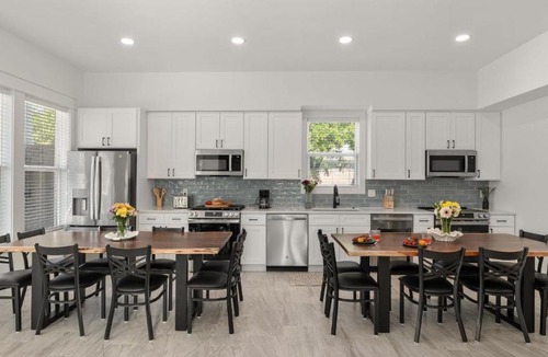 Gulfview Heights House | Woodland Shores by AvantStay