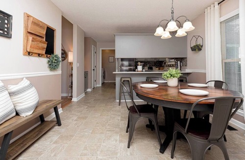 Centerville House | Woodsy 3BR | Monthly Stays Near WR | Pet Friendly