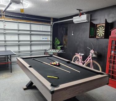 North Port House | Work & Unwind in North Port Fenced Yard Cozy Lounge