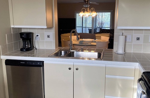 Venice Condo | WOW! Venice, FL! RELAX with this peaceful waterview WOW! 3 month minimum!