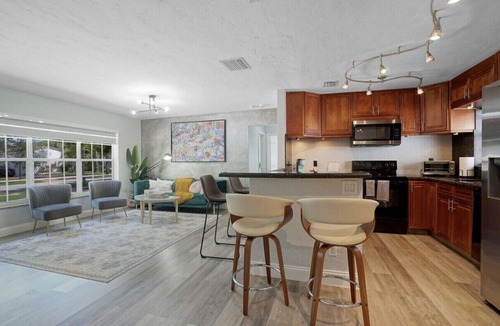 Hallandale Beach House | Your Florida Vacation Destination Minutes from the beach