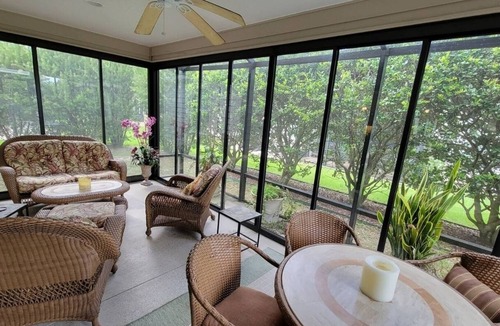 Pennecamp House | Your Happy Haven! - 3/2 w/Golf Cart in The Village of Pennecamp